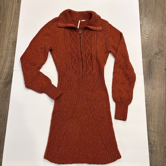 Free People Mont Blanc Mini Sweater Dress Red Jasper Auburn Sz M Cable Knit Zip - Picture 10 of 14